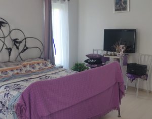 Maison 4 chambres à vendre dans Floresti