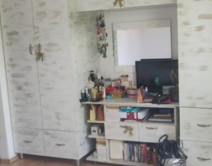 Maison 4 chambres à vendre dans Floresti