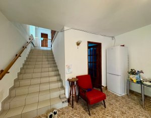 Maison 6 chambres à vendre dans Feleacu