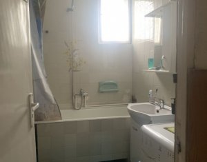Maison 4 chambres à vendre dans Cluj-napoca, zone Marasti
