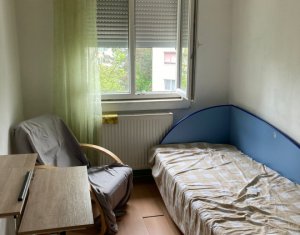 Appartement 3 chambres à vendre dans Cluj-napoca, zone Manastur