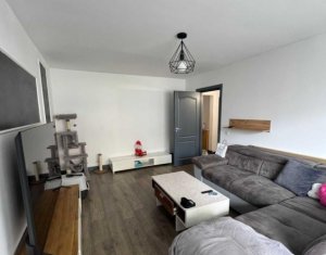 Appartement 4 chambres à vendre dans Cluj-napoca, zone Marasti