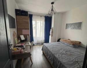 Appartement 4 chambres à vendre dans Cluj-napoca, zone Marasti