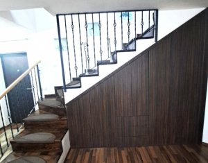 Appartement 3 chambres à vendre dans Floresti