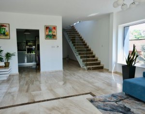 Maison 6 chambres à vendre dans Cluj-napoca, zone Borhanci