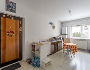 Appartement 3 chambres à vendre dans Cluj-napoca, zone Andrei Muresanu