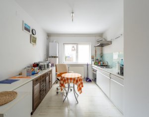 Appartement 3 chambres à vendre dans Cluj-napoca, zone Andrei Muresanu