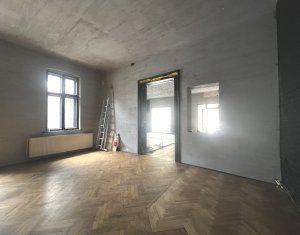 Espace Commercial à louer dans Cluj-napoca, zone Centru