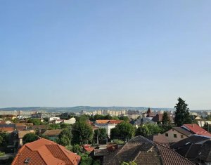 Appartement 3 chambres à louer dans Cluj-napoca, zone Marasti