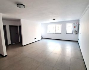 Appartement 3 chambres à vendre dans Floresti