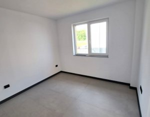 Appartement 3 chambres à vendre dans Floresti