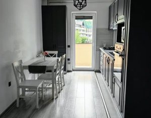 , 58m2 dans Floresti