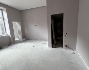 Espace Commercial à louer dans Cluj-napoca, zone Centru