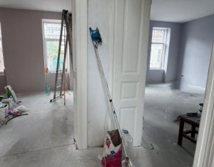 Espace Commercial à louer dans Cluj-napoca, zone Centru