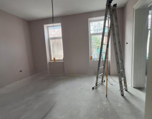 Espace Commercial à louer dans Cluj-napoca, zone Centru