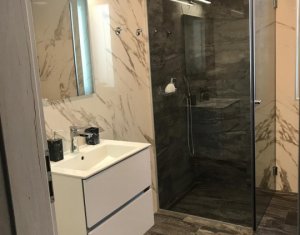 Appartement 3 chambres à vendre dans Cluj-napoca, zone Manastur
