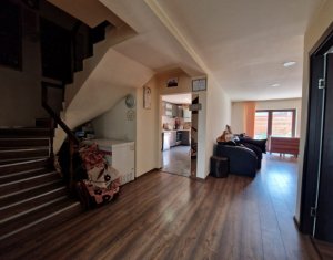 Maison 5 chambres à vendre dans Cluj-napoca, zone Manastur