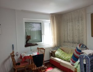 Maison 3 chambres à vendre dans Dumbrava