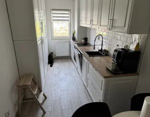 Appartement 4 chambres à vendre dans Cluj-napoca, zone Buna Ziua