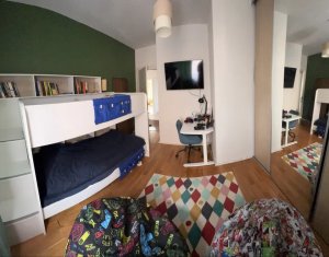 Appartement 4 chambres à vendre dans Cluj-napoca, zone Buna Ziua