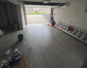 Casa de lux, mobilata complet, in imobil tip triplex, Floresti, Teilor