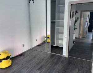 Casa de lux, mobilata complet, in imobil tip triplex, Floresti, Teilor