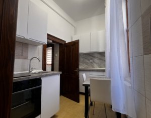 Bureau à louer dans Cluj-napoca, zone Centru