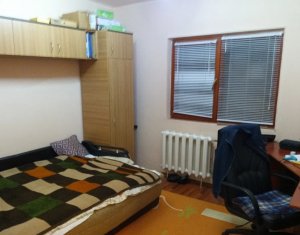 Appartement 4 chambres à vendre dans Cluj-napoca, zone Marasti