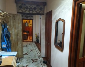 Appartement 4 chambres à vendre dans Cluj-napoca, zone Marasti