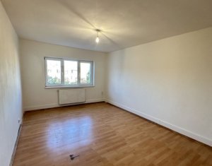 Appartement 3 chambres à vendre dans Cluj-napoca, zone Manastur