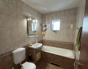 Appartement 3 chambres à vendre dans Cluj-napoca, zone Manastur