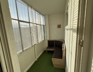 Appartement 3 chambres à vendre dans Cluj-napoca, zone Manastur