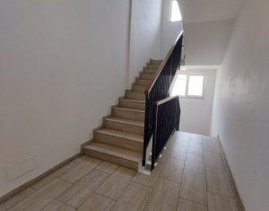Appartement 3 chambres à vendre dans Floresti