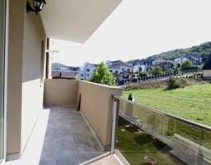 Appartement 3 chambres à vendre dans Floresti