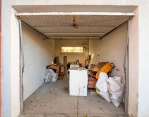 Maison 5 chambres à vendre dans Floresti