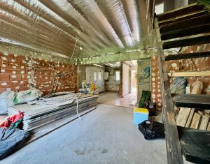 Maison 3 chambres à vendre dans Floresti