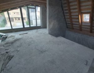 Appartement 5 chambres à vendre dans Cluj-napoca, zone Zorilor