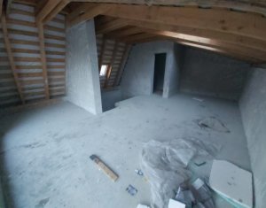 Appartement 5 chambres à vendre dans Cluj-napoca, zone Zorilor