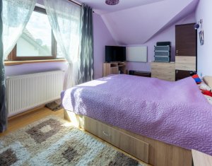Maison 5 chambres à vendre dans Floresti
