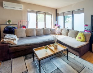 Maison 5 chambres à vendre dans Floresti