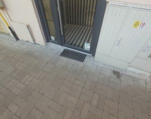 Espace Commercial à vendre dans Cluj-napoca, zone Centru