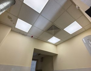 Espace Commercial à louer dans Cluj-napoca, zone Centru