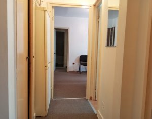 Appartement 3 chambres à vendre dans Cluj-napoca, zone Manastur