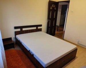 Appartement 3 chambres à vendre dans Cluj-napoca, zone Manastur