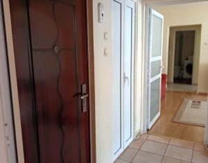 Appartement 3 chambres à louer dans Cluj-napoca, zone Centru