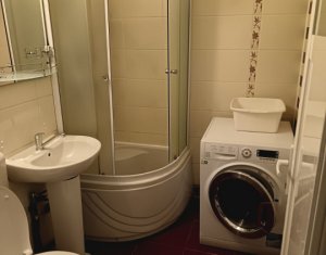Appartement 3 chambres à louer dans Cluj-napoca, zone Centru