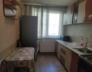 Appartement 3 chambres à louer dans Cluj-napoca, zone Centru