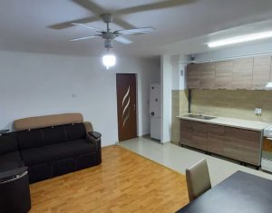 Appartement 3 chambres à louer dans Cluj-napoca, zone Manastur