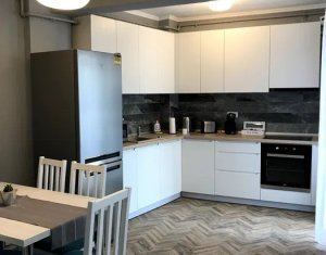 Appartement 3 chambres à vendre dans Cluj-napoca, zone Manastur