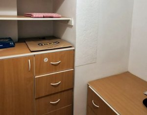 Appartement 3 chambres à louer dans Cluj-napoca, zone Plopilor